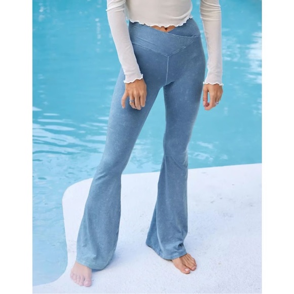 Aerie Real Me Double Crossover Flared Pants and Crop Top Set - Picture 2 of 15